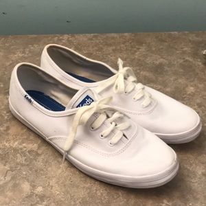 Keds White Sneakers Women’s Size 9